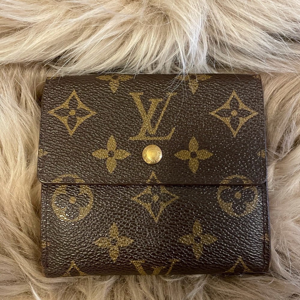 “Sold”📮Authentic Louis Vuitton small wallets